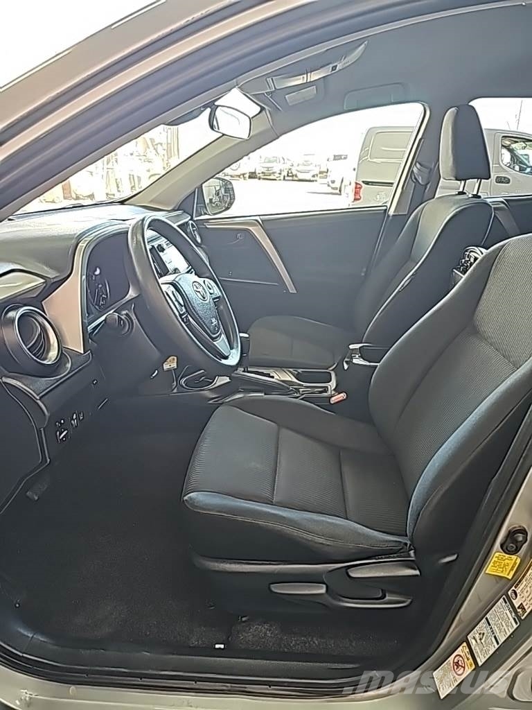 Toyota RAV4 자동차