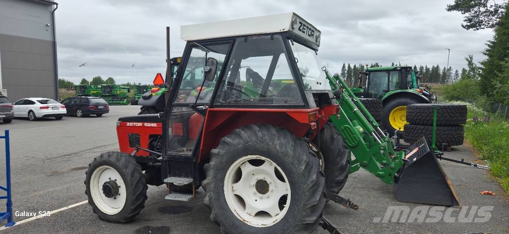 Zetor 5245 الجرارات