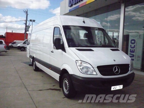 Mercedes-Benz Sprinter 315 CDI LWB High Roof 廂式貨物運輸車
