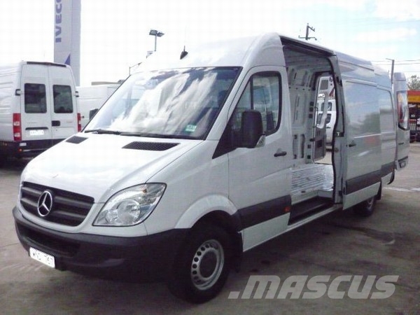 Mercedes-Benz Sprinter 315 CDI LWB High Roof 廂式貨物運輸車