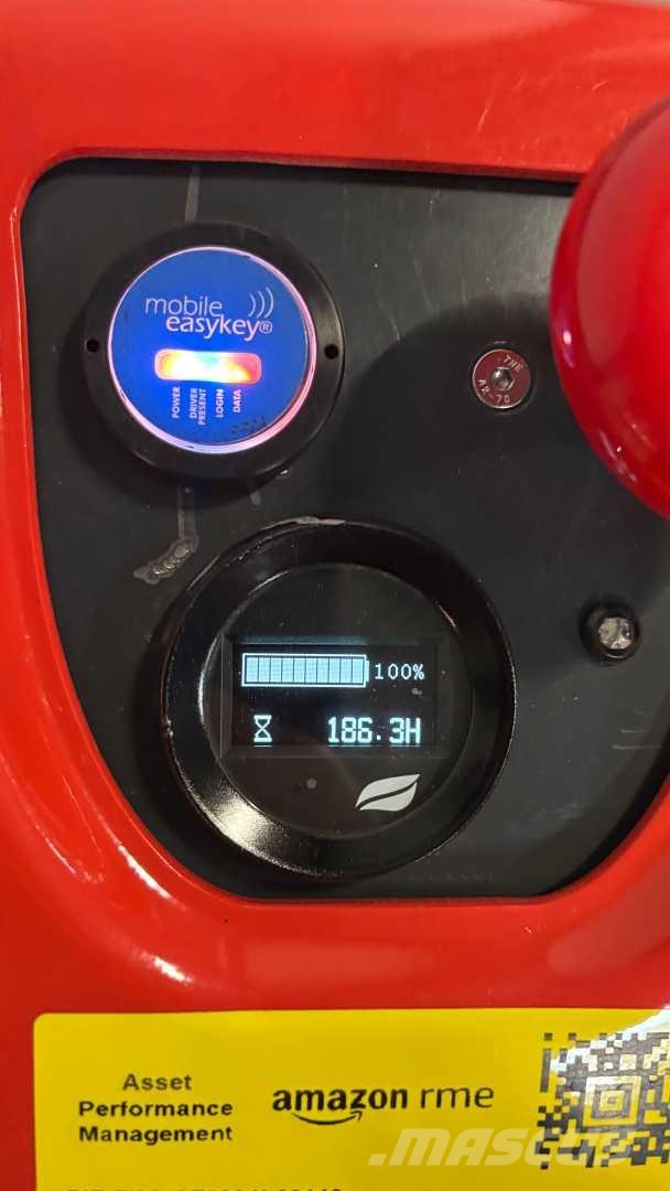 Linde MP13 Stand-in stackers