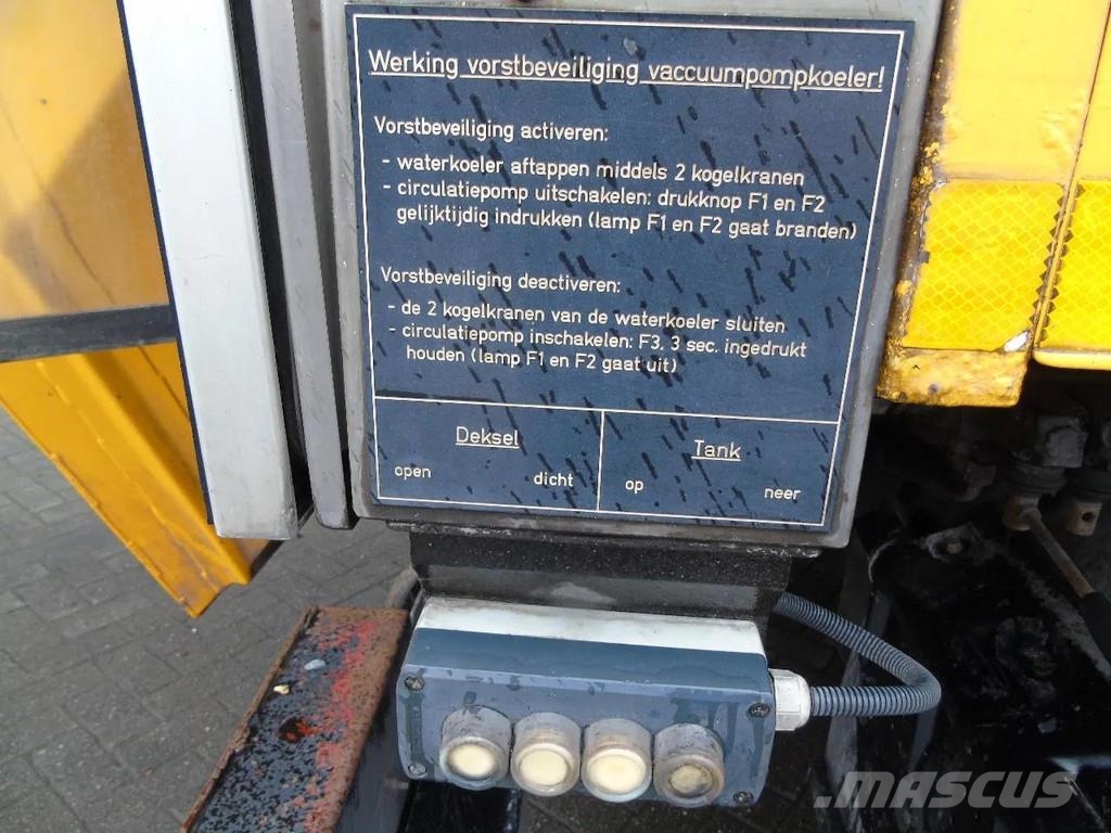 Scania P360 360 + COMBI VACUUM WIEDEMANN + 6X4 شاحنات مزدوجة / خلخلة