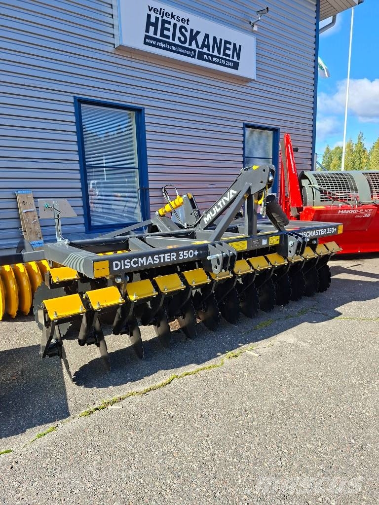 Multiva Discmaster 350 levyjyrällä Tárcsás boronák