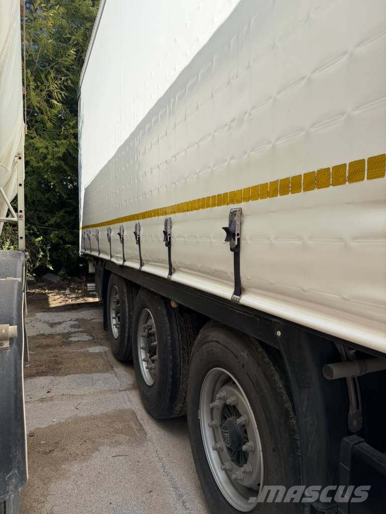 Kässbohrer PLSC (- de 5 000 km) Curtain sider semi-trailers