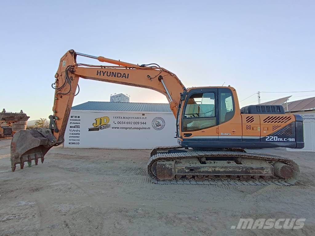 Hyundai R220LC-9A Pelle sur chenilles