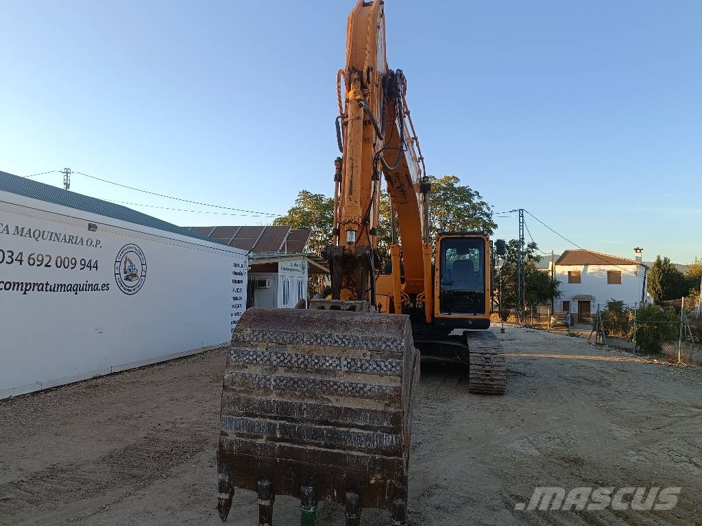 Hyundai R220LC-9A Pelle sur chenilles