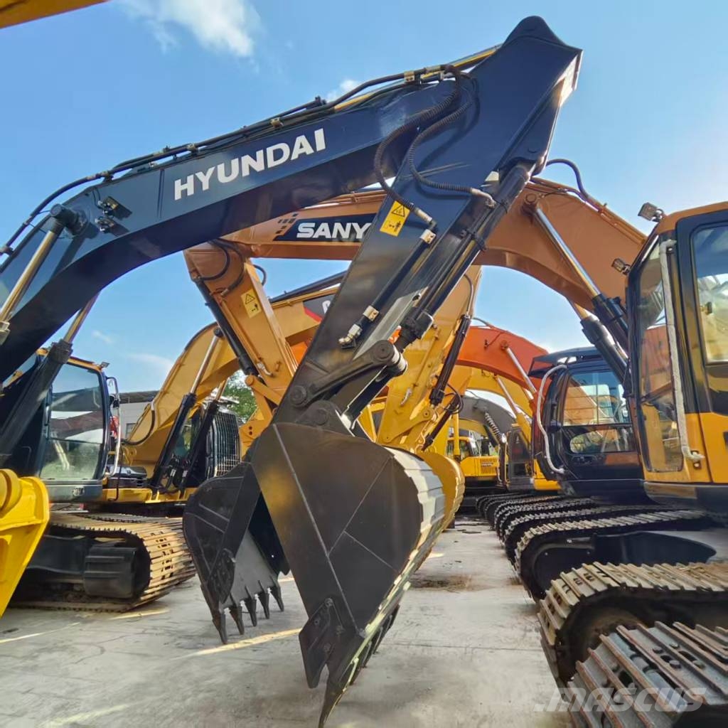 Hyundai 300LC-9S Vikšriniai ekskavatoriai