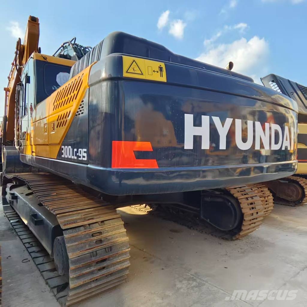 Hyundai 300LC-9S Vikšriniai ekskavatoriai