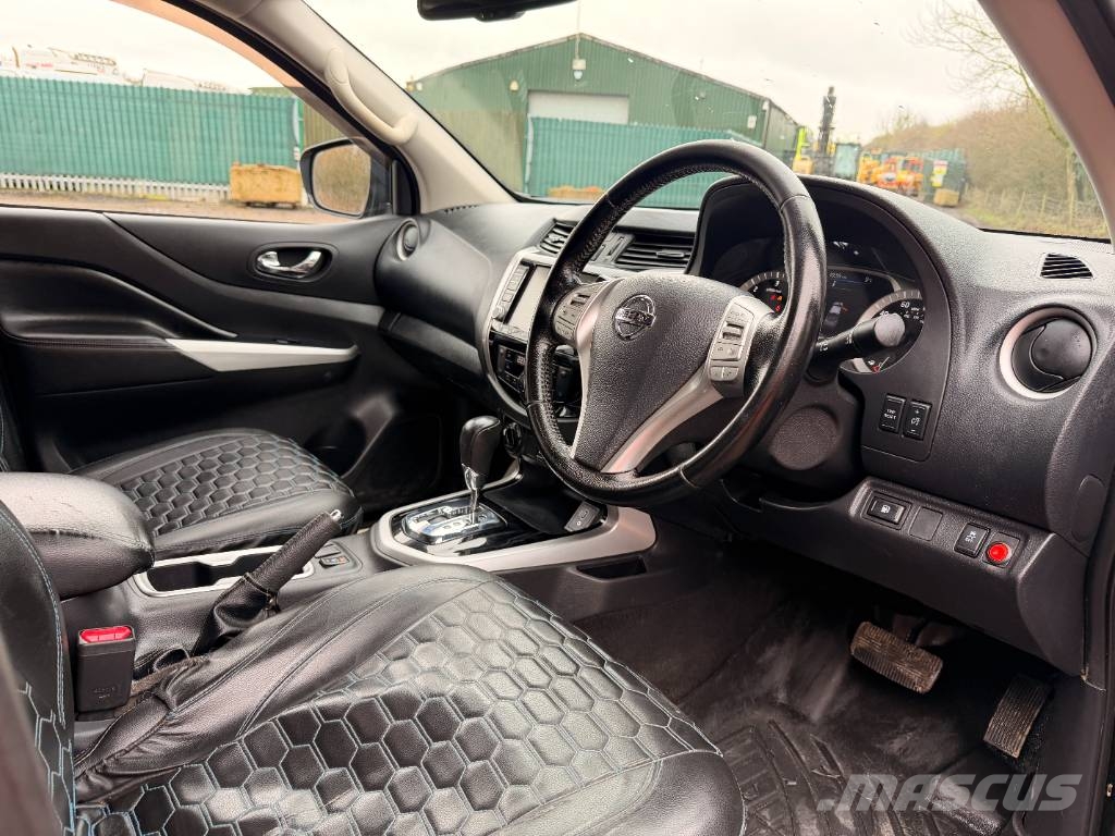 Nissan Navara Flakbilar/Pickuper