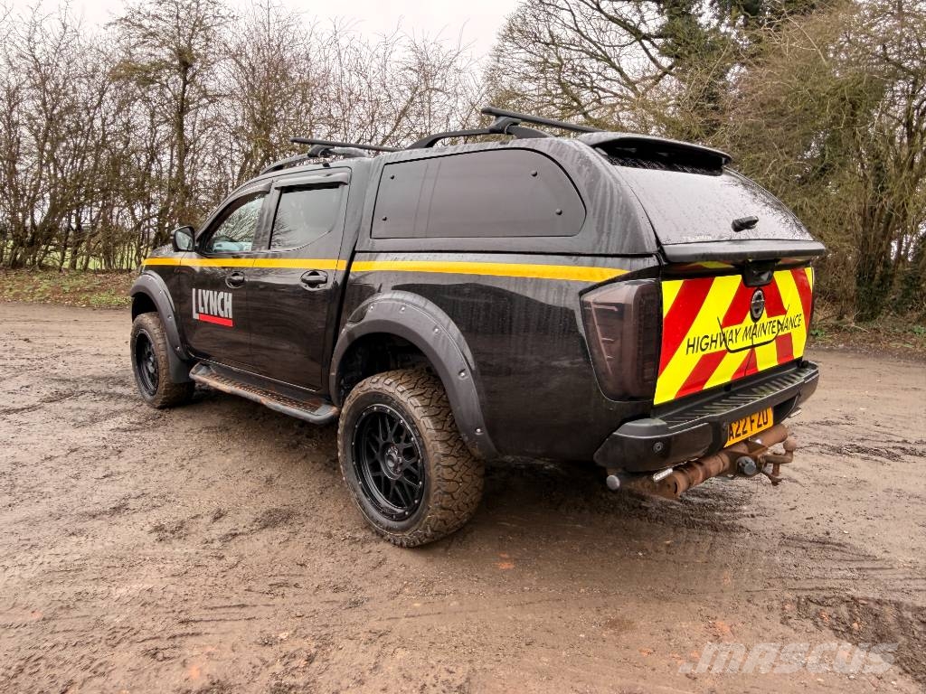 Nissan Navara Flakbilar/Pickuper