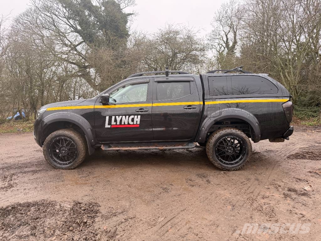Nissan Navara Flakbilar/Pickuper
