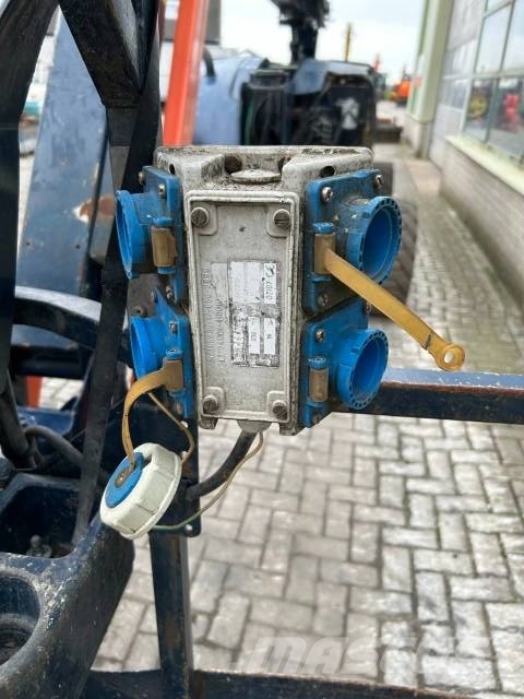 JLG 600 AJ رافعات سلة مفصلية