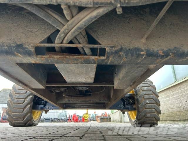 JLG 600 AJ رافعات سلة مفصلية
