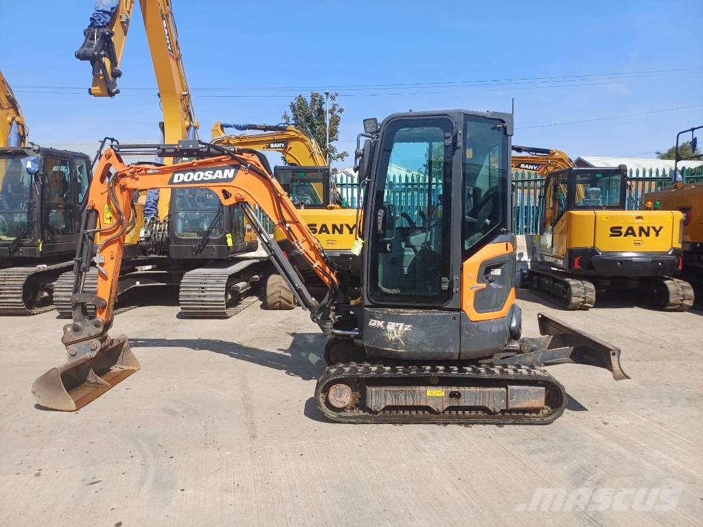 Develon DX 27 Z-7 Мини екскаватори < 7 т