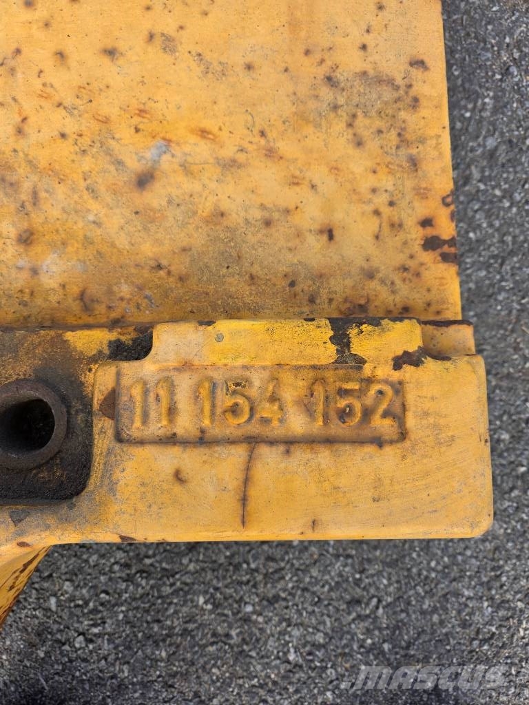 Volvo Counterweight L150/L180/L220 (E, F, G & H) Muut