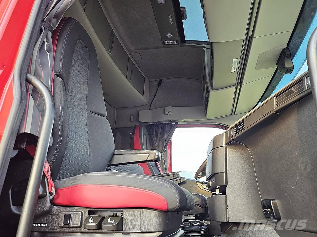 Volvo FH 460 4x2 I-Parc-Cool I-Save Xenon Spoilers PTO 1 Tractor Units