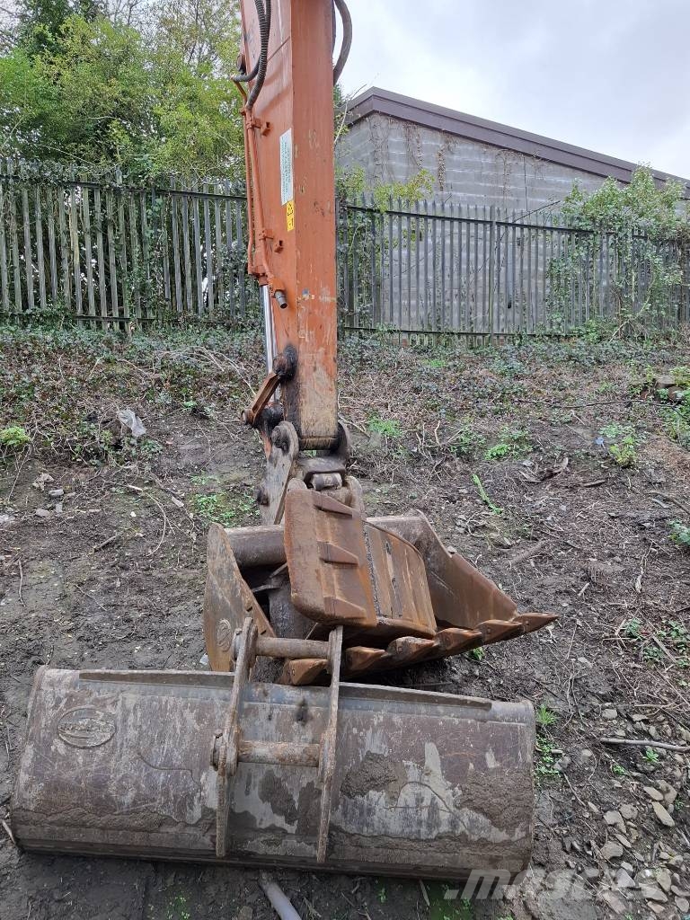 Hitachi ZX 225 US R LC-6 Telakaivukoneet