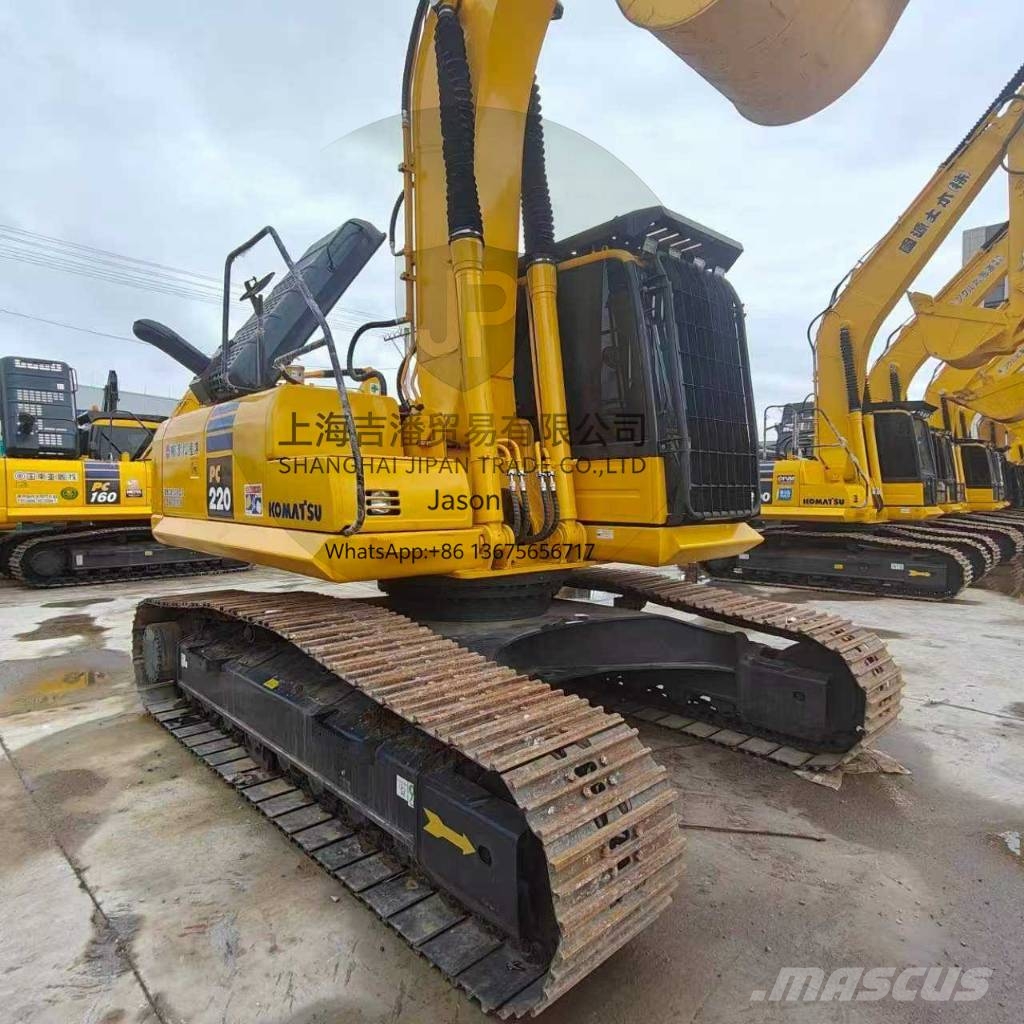 Komatsu PC 220 履带挖掘机