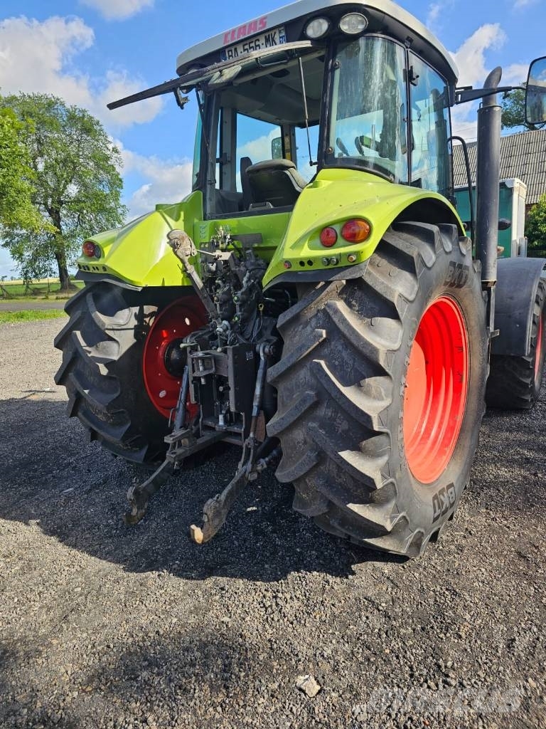 CLAAS ARION 630 CIS Tractors