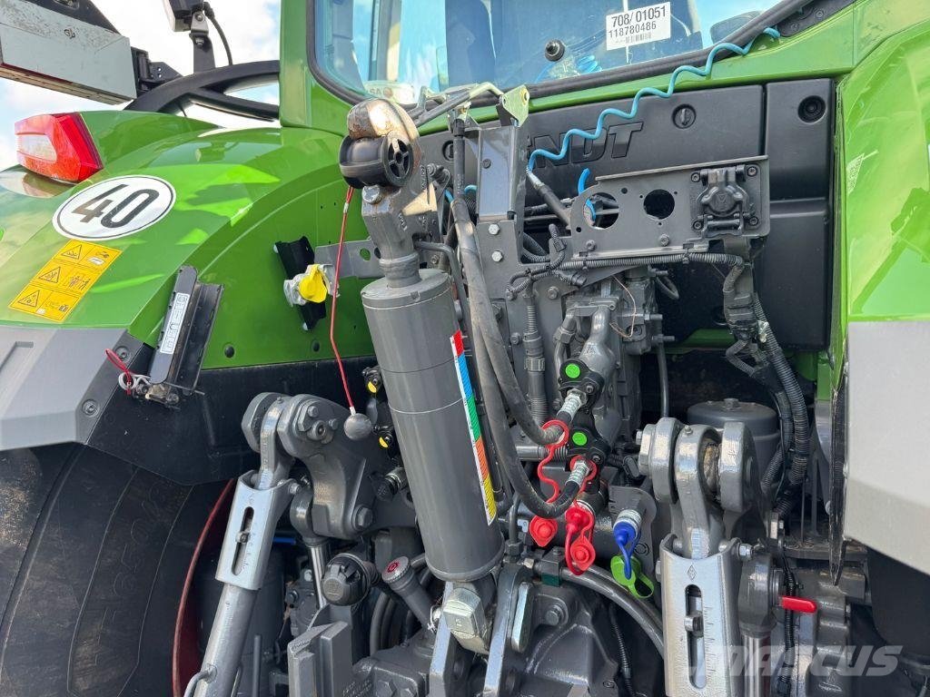 Fendt 724 POWER + GEN7 トラクター