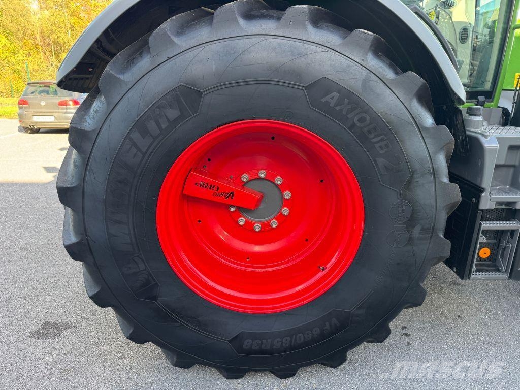 Fendt 724 POWER + GEN7 トラクター