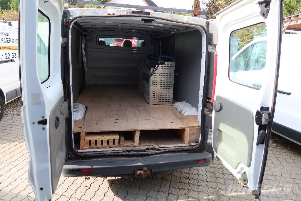 Opel VIVARO Gesloten bedrijfswagens
