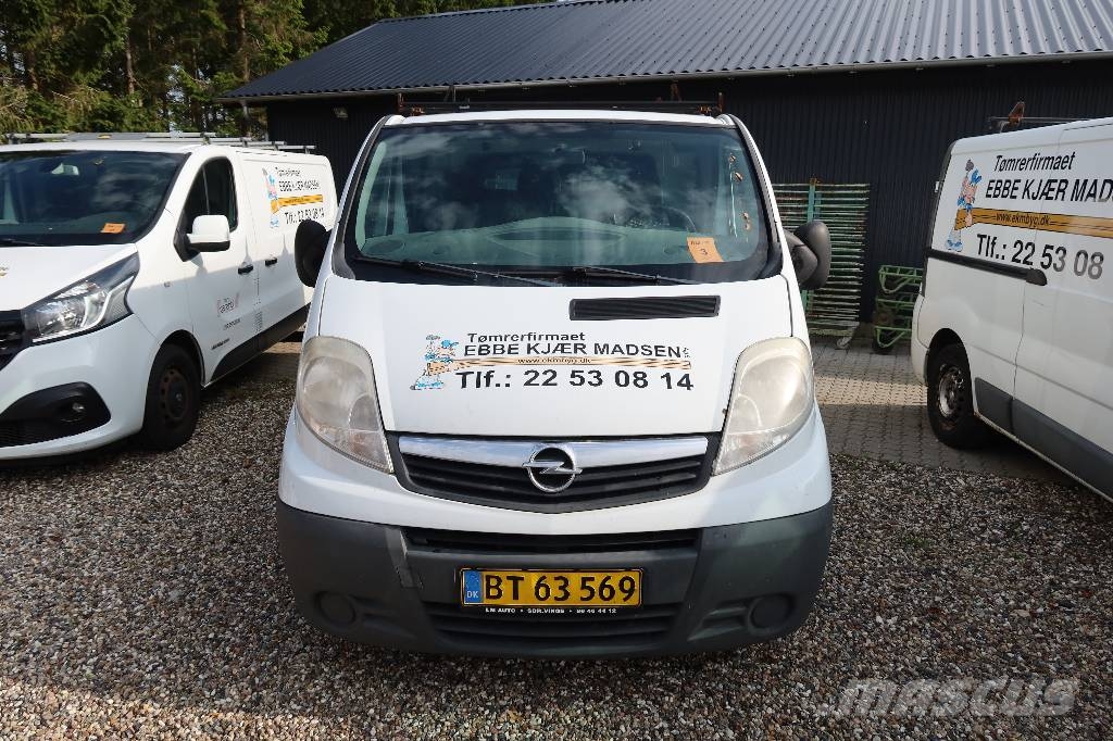 Opel VIVARO Gesloten bedrijfswagens