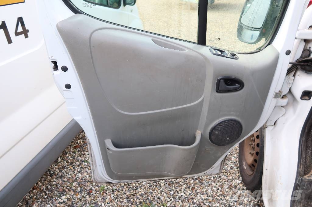 Opel VIVARO Gesloten bedrijfswagens