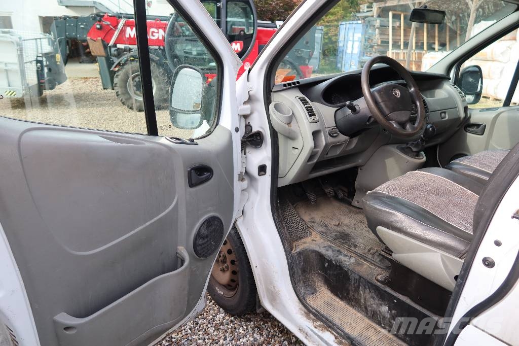 Opel VIVARO Gesloten bedrijfswagens