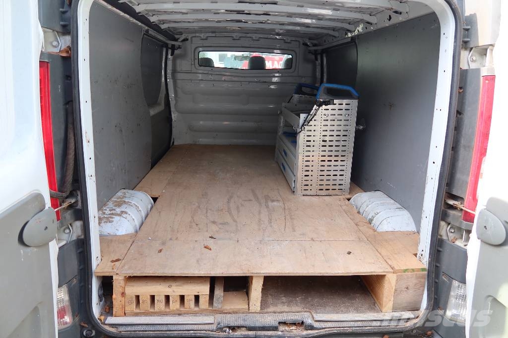 Opel VIVARO Gesloten bedrijfswagens