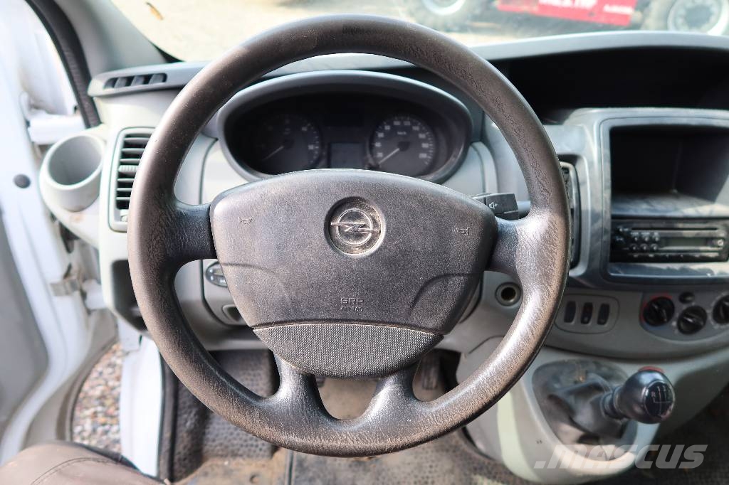 Opel VIVARO Gesloten bedrijfswagens