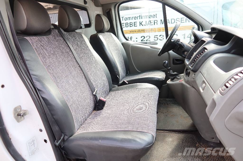 Opel VIVARO Gesloten bedrijfswagens