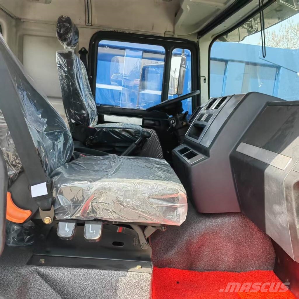 Shacman F 3000 Prime Movers