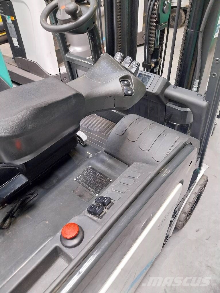 UniCarriers A2 N1 L18 Q Elektro Stapler