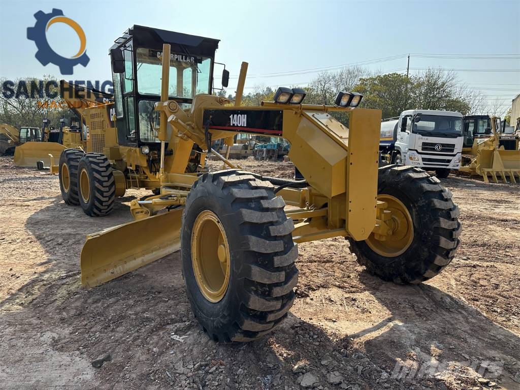 CAT 140H Grejdery