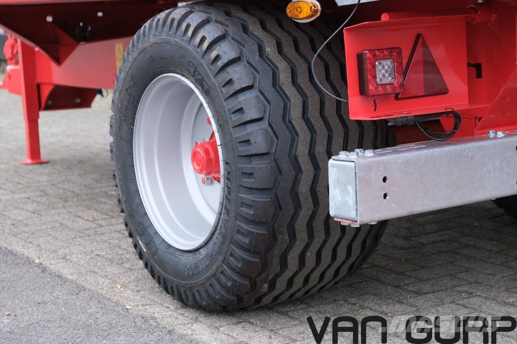 Vaia MR 45 | Kipper Kipwagen bakkenwagen Kiperi prikolice
