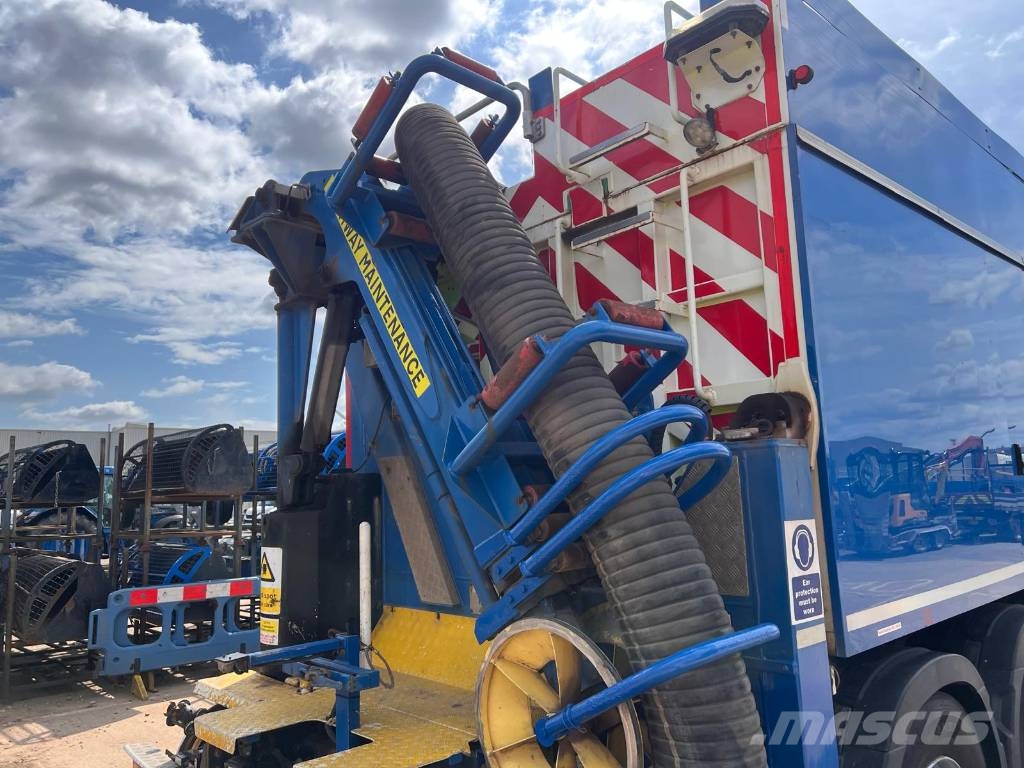 Volvo FMX 500 Camiones aspiradores/combi