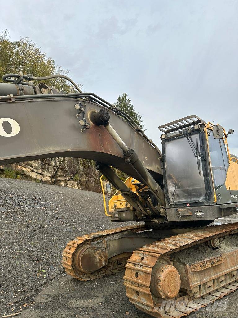 Volvo EC 480 E L Roomikekskavaatorid