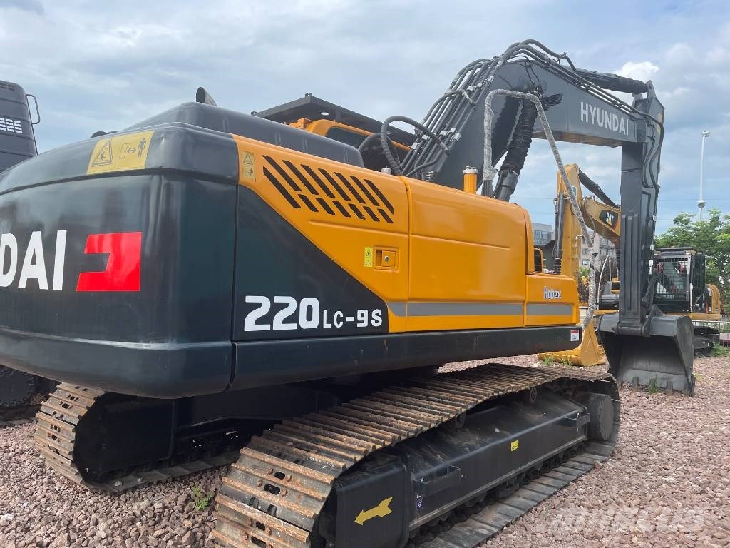 Hyundai R220LC-9S Excavadoras sobre orugas