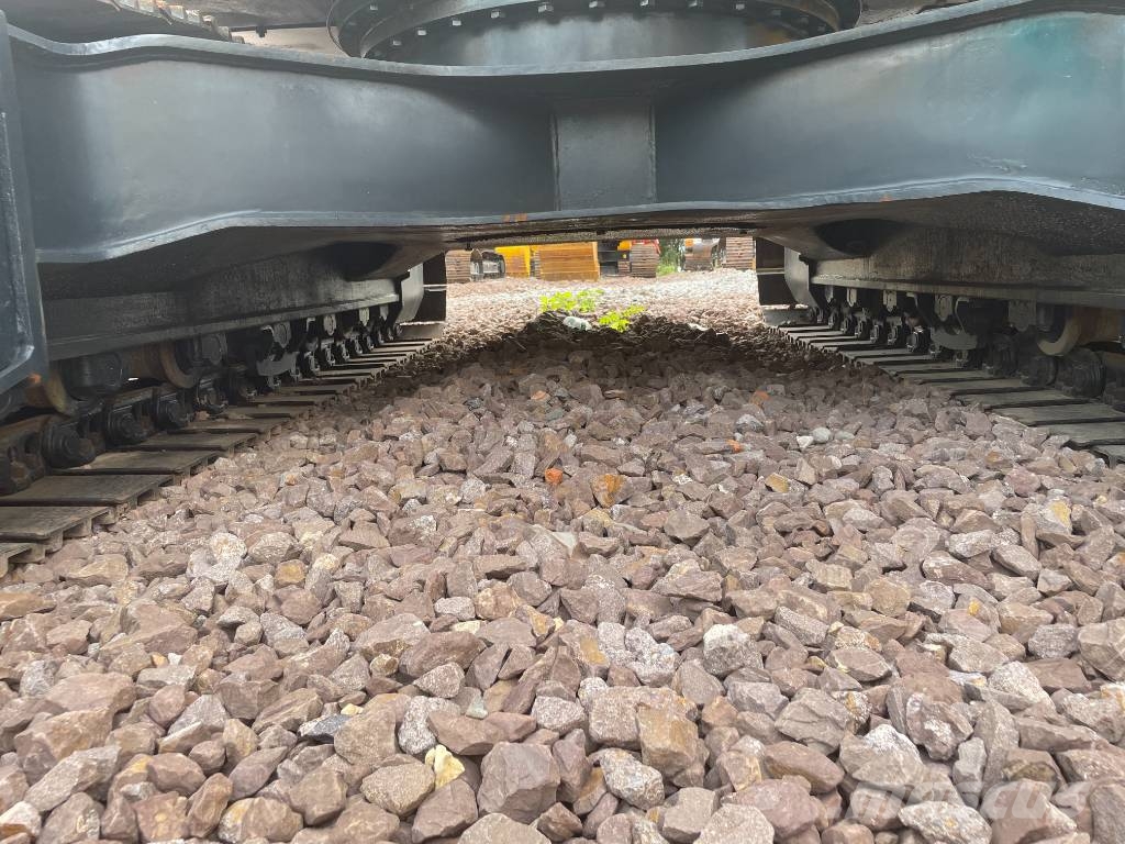 Hyundai R220LC-9S Excavadoras sobre orugas