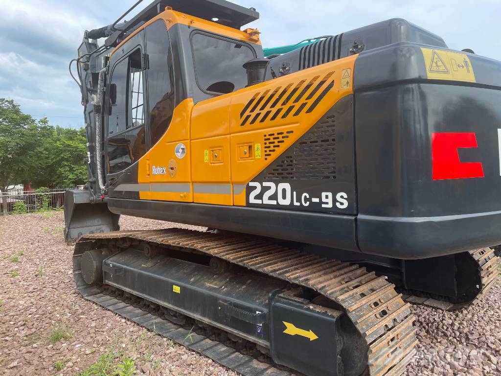 Hyundai R220LC-9S Excavadoras sobre orugas