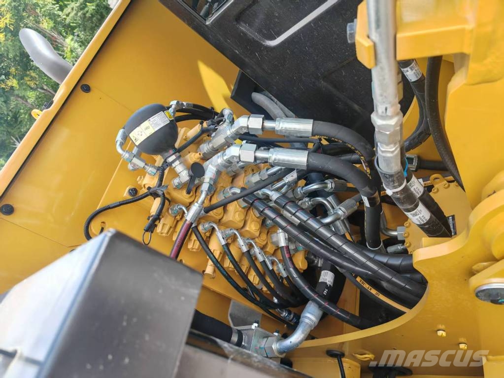 CAT 307 대형 굴삭기 29톤 이상
