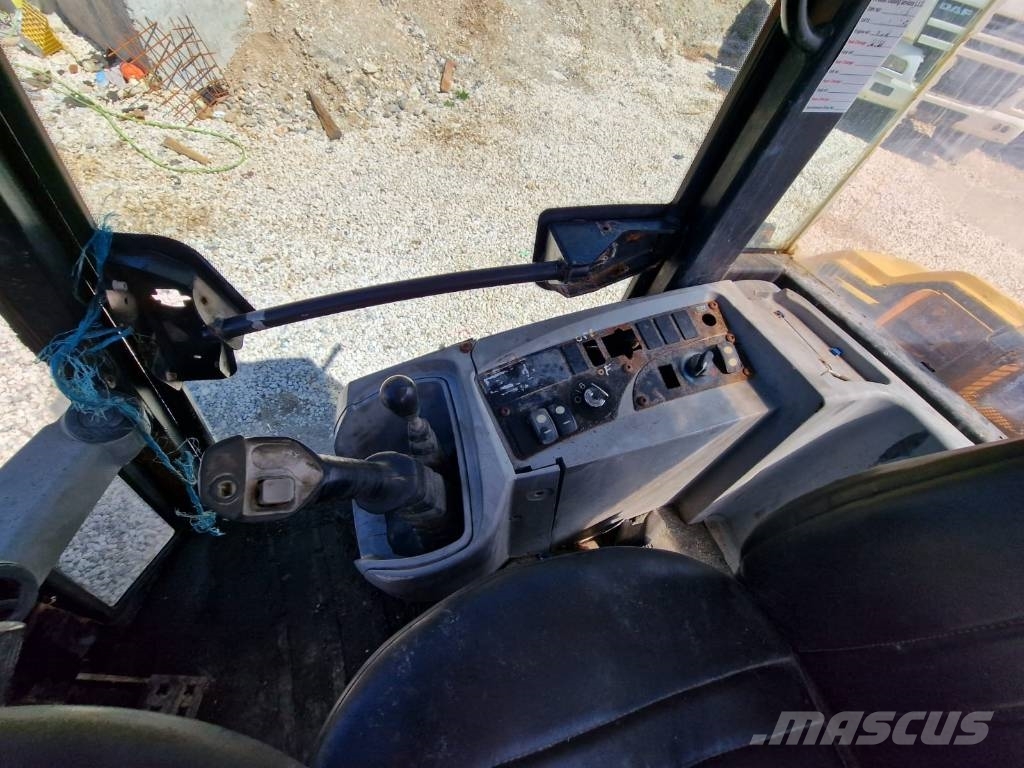 CAT 906 H NEW TIRES Hjullastare
