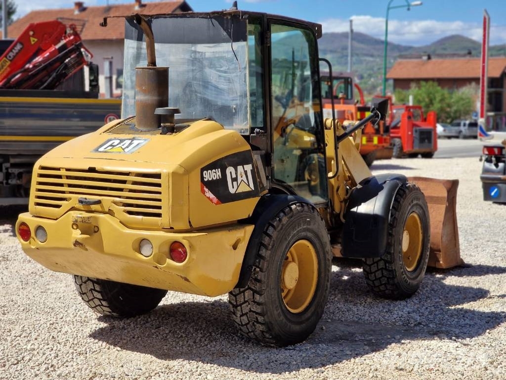 CAT 906 H NEW TIRES Hjullastare