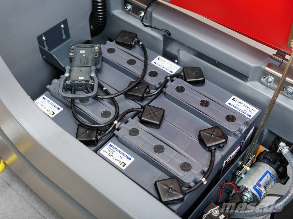 Hako Hakomatic B70 CL TB650 - NEW BATTERIES مجففات الغسيل