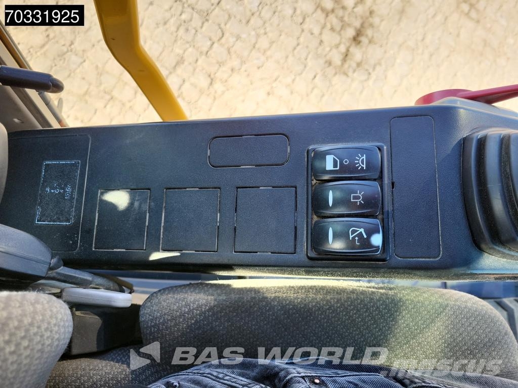Volvo EC250 E L 대형 굴삭기 29톤 이상