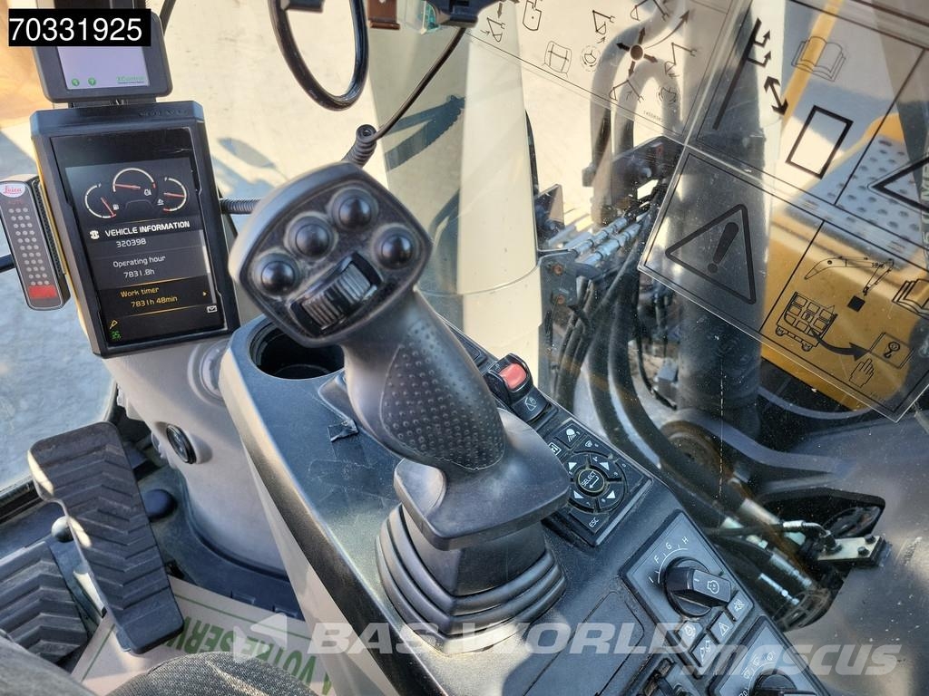 Volvo EC250 E L 대형 굴삭기 29톤 이상