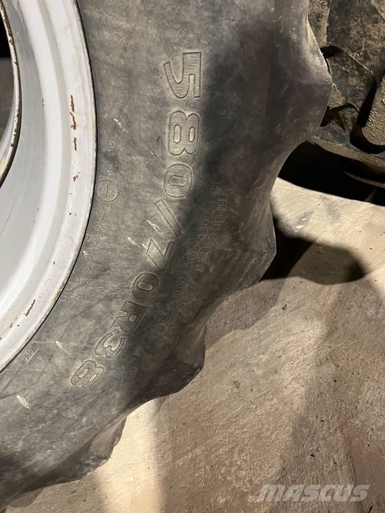 Goodyear Tvillinghjul Goodyear 580/70 R38 Riepas, riteņi un diski