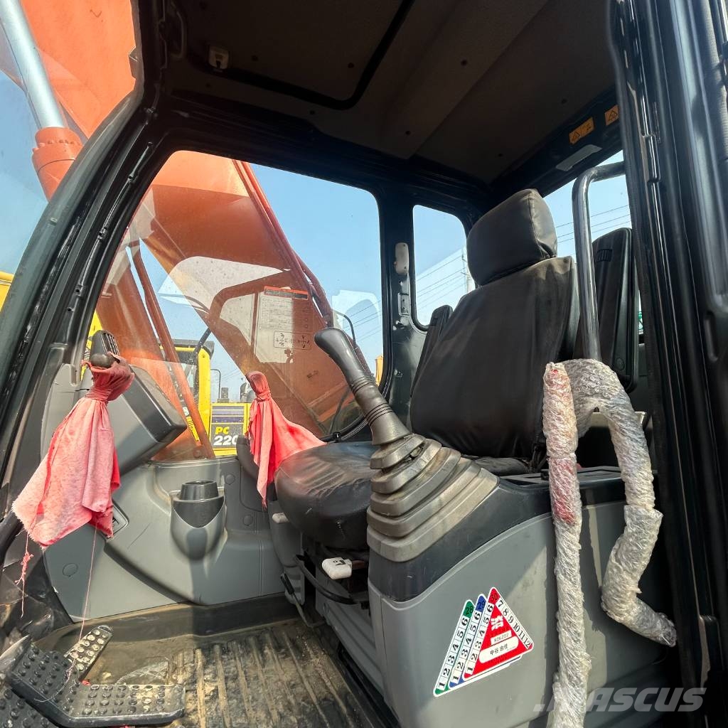 Hitachi ZX 160 Kāpurķēžu ekskavatori