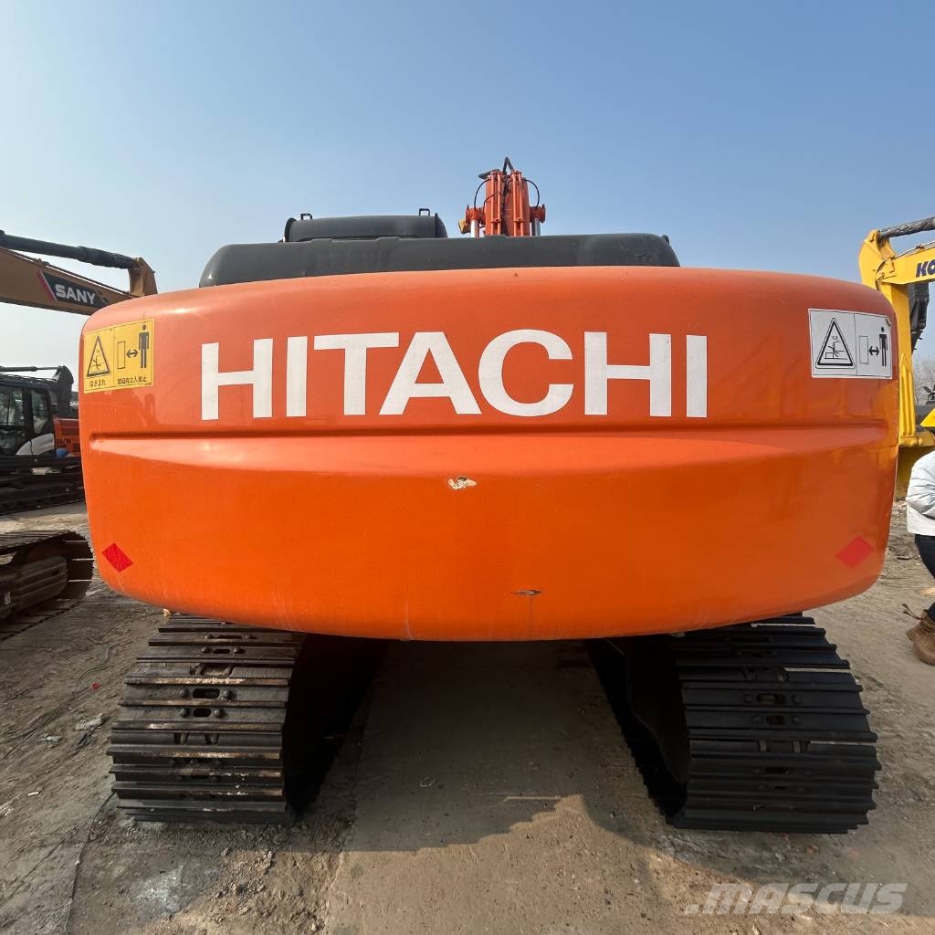 Hitachi ZX 160 Kāpurķēžu ekskavatori